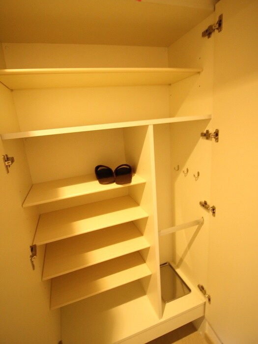 靴箱 BPRレジデンス新梅田