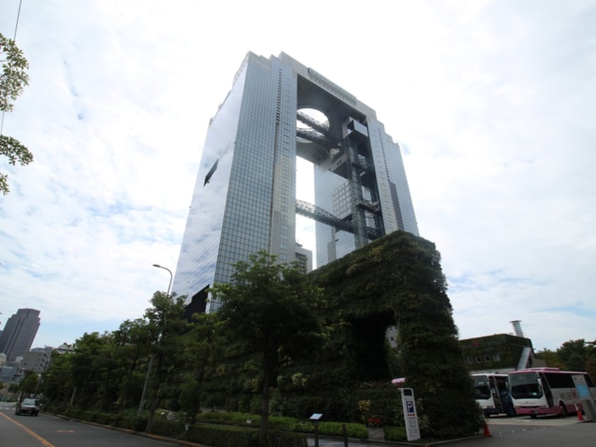 梅田スカイビル(映画館)まで330m BPRレジデンス新梅田