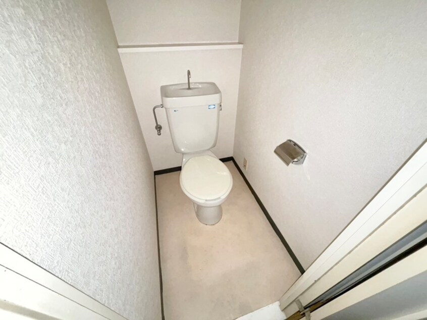 トイレ ﾗｲｵﾝｽﾞﾏﾝｼｮﾝ京都淀第2(205)