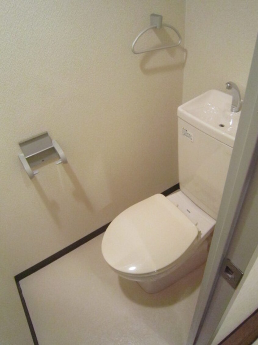 トイレ JUNWAマンション