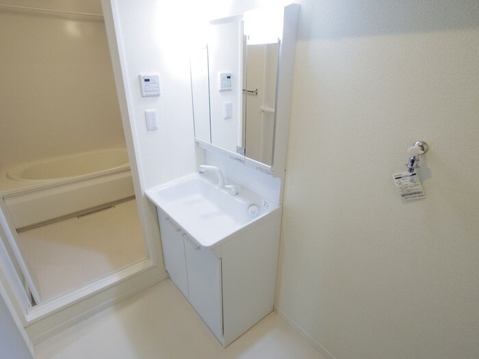 洗面 シャーメゾンＹＹＵ－Ⅲ