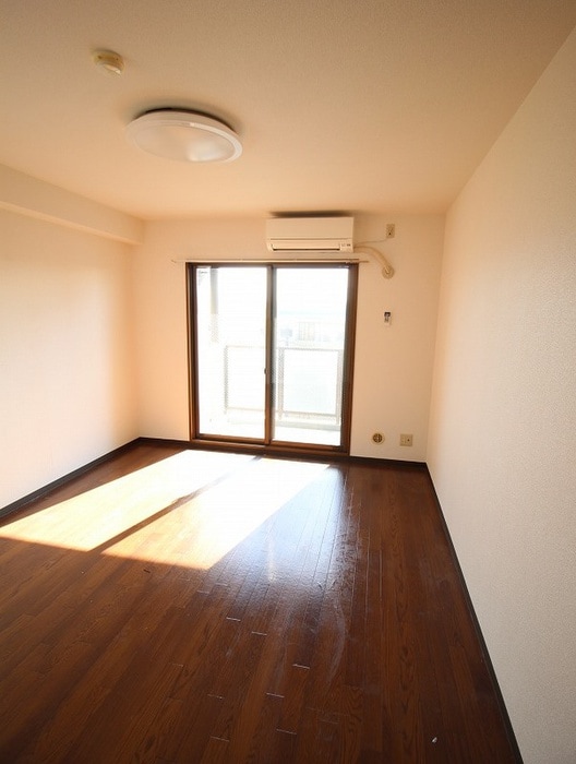 居室 レコルト香里