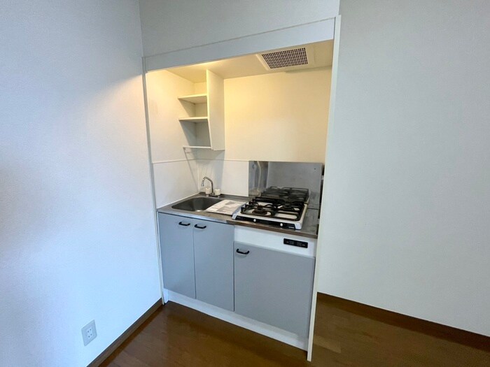 キッチン アンプル－ルフェ－ルREALIFE