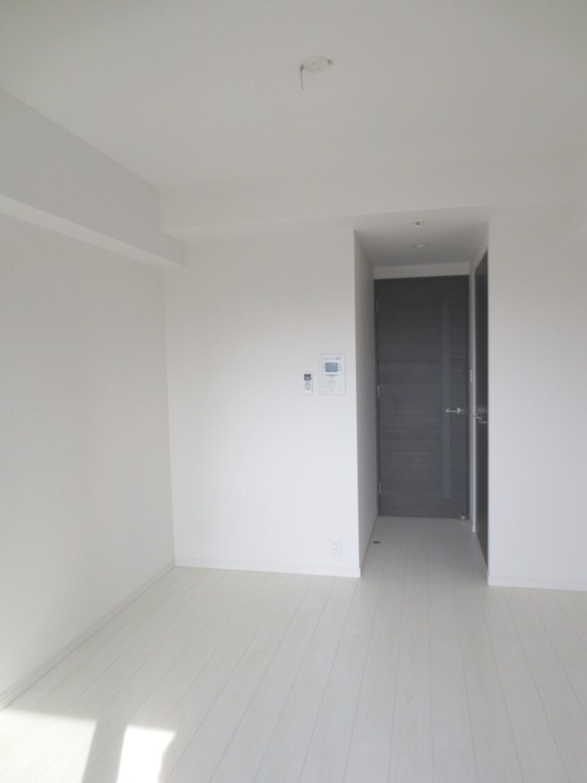 居室 ﾚｵﾝｺﾝﾌｫｰﾄ本町（203）