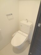 トイレ ﾚｵﾝｺﾝﾌｫｰﾄ本町（203）