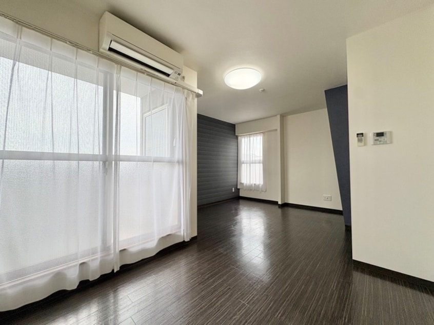 居室 エヌエムトラントアン