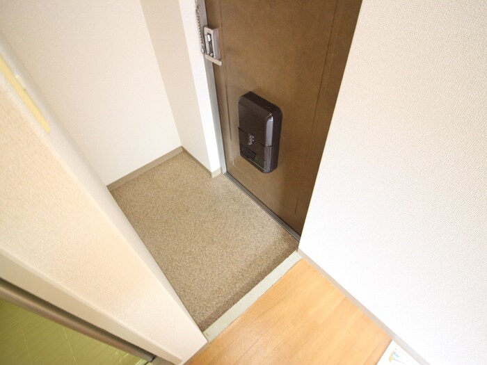 玄関 プリムロ－ズ嵯峨