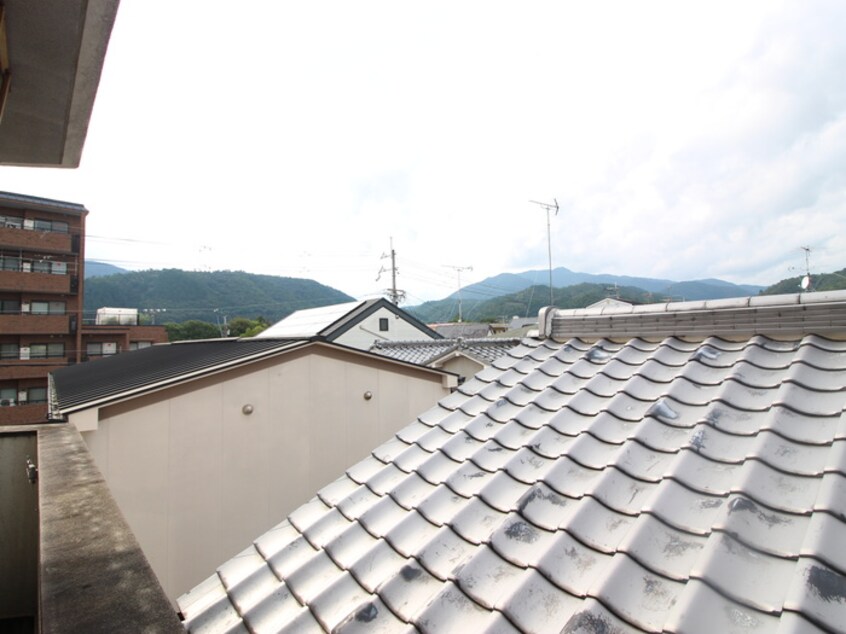 室内からの展望 プリムロ－ズ嵯峨