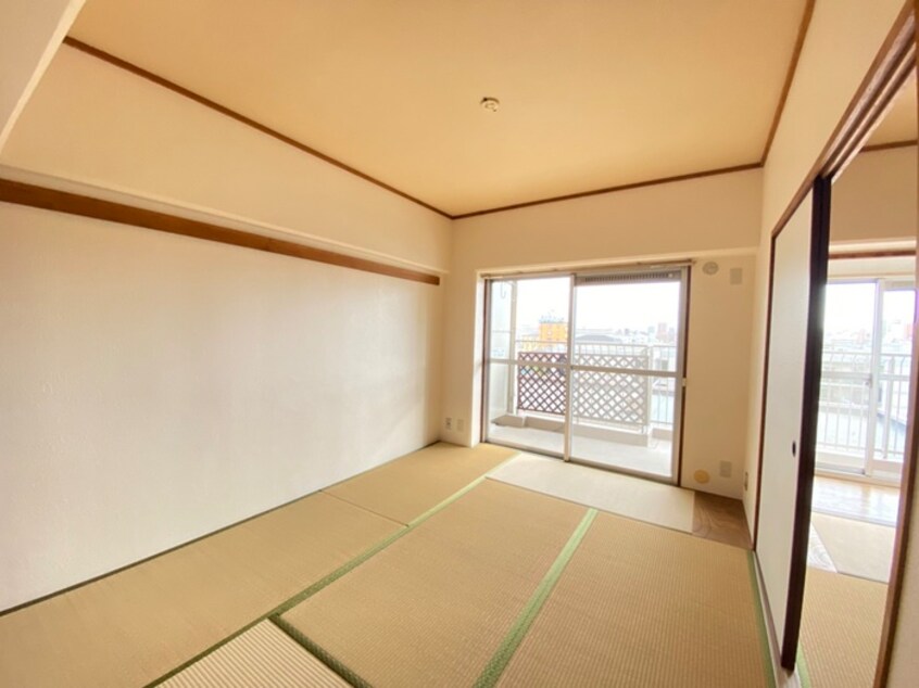 居室 エバグリ－ン長居１号棟(６０４)