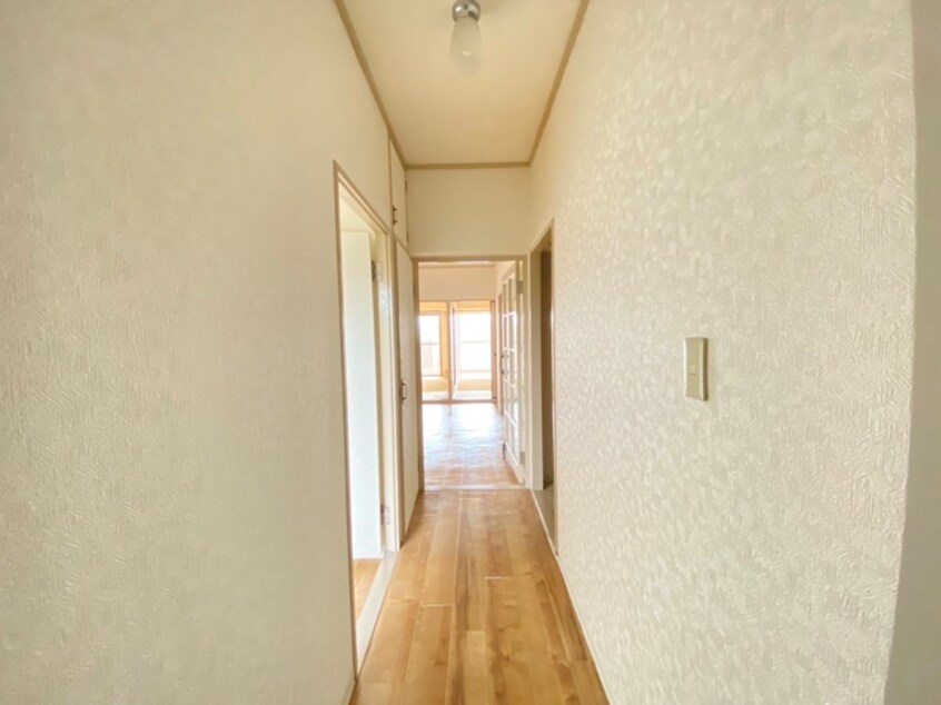 廊下 エバグリ－ン長居１号棟(６０４)