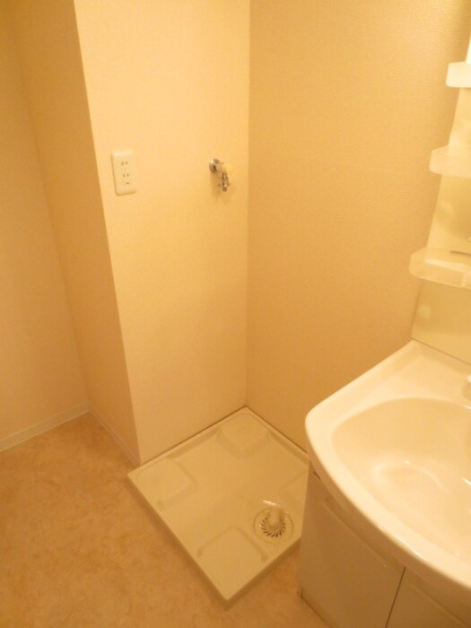 洗濯機置場 ア－ジュ・ヴェ－ル