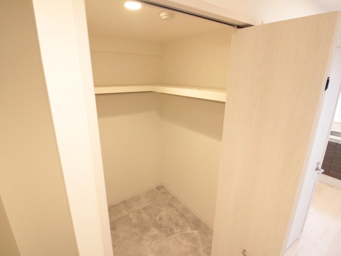 収納 ＧＲＯＯＶＥ上甲子園レジデンス
