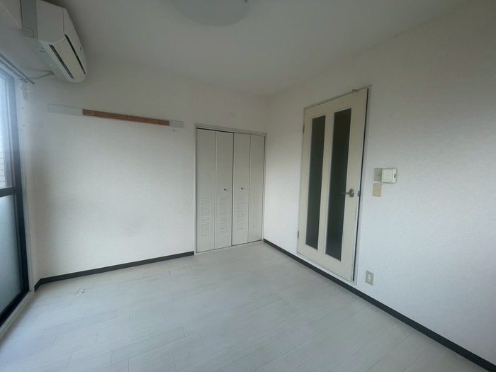 居室 メゾンドソレイユ