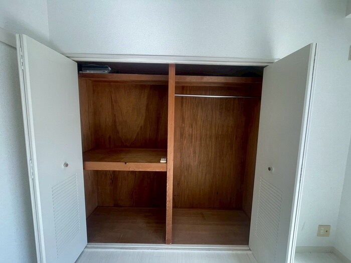 収納 メゾンドソレイユ