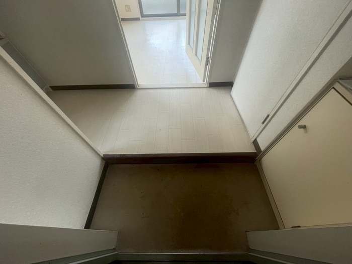 玄関 メゾンドソレイユ