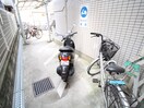 バイク置き場 ハ－トランドウェスト