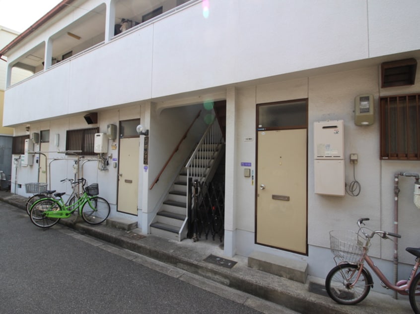 エントランス部分 コーポシオツ