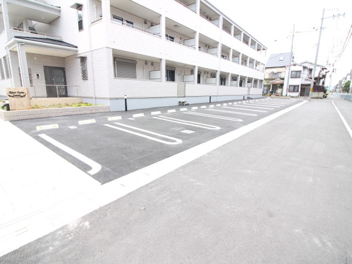 駐車場 リバーファーム
