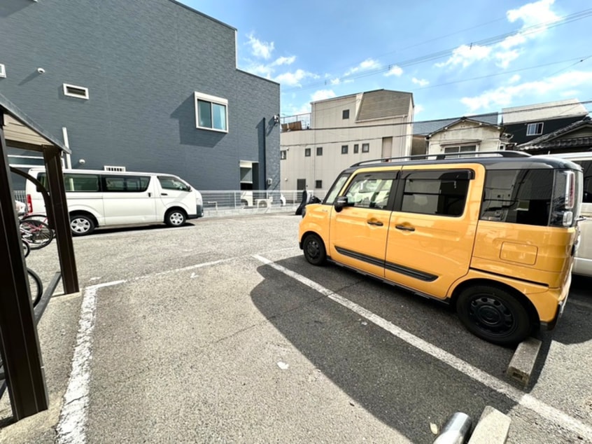 駐車場 レジデンス三津屋