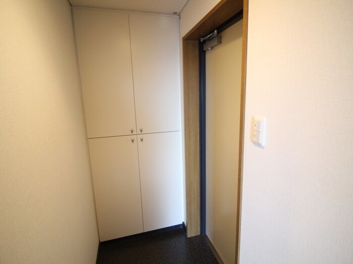 玄関 ジェルメ河善