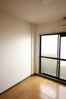 居室 シャルマン河原