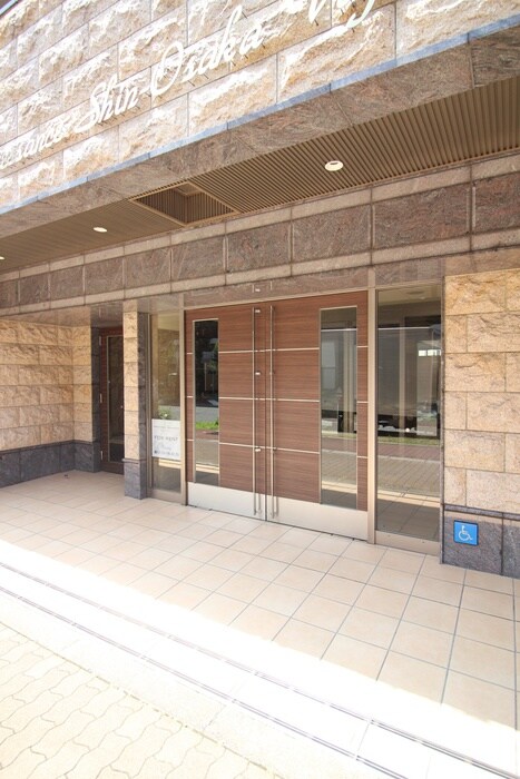 エントランス部分 プレサンス新大阪ｳﾞｨｶﾞ(303)