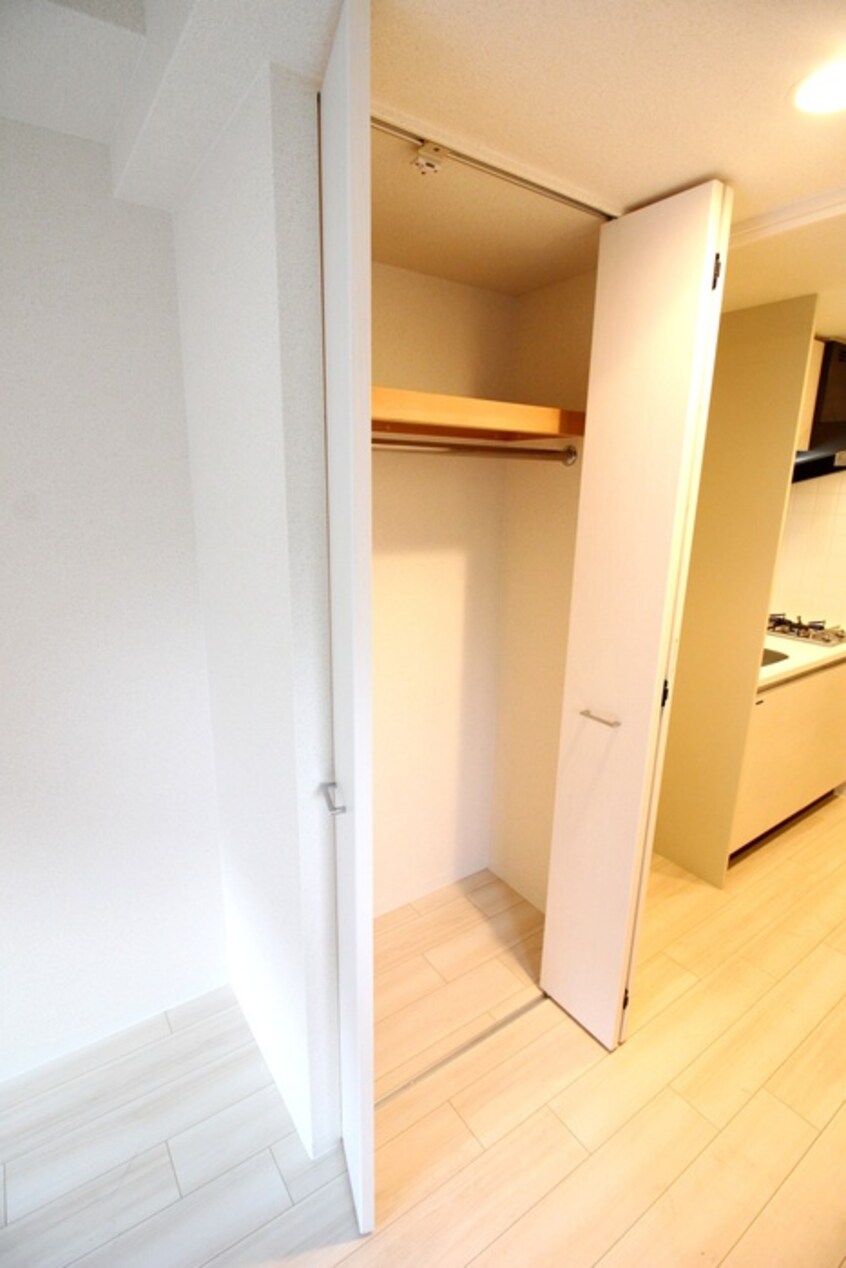 収納 プレサンス新大阪ｳﾞｨｶﾞ(303)