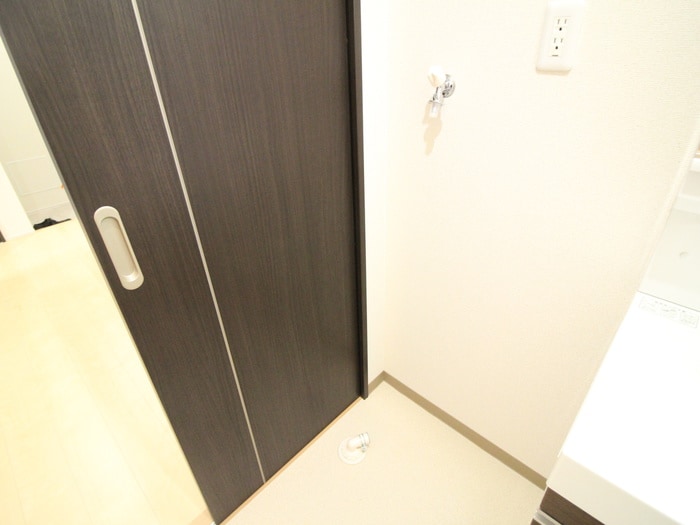 洗濯機置場 フジパレス堺初芝Ⅵ番館