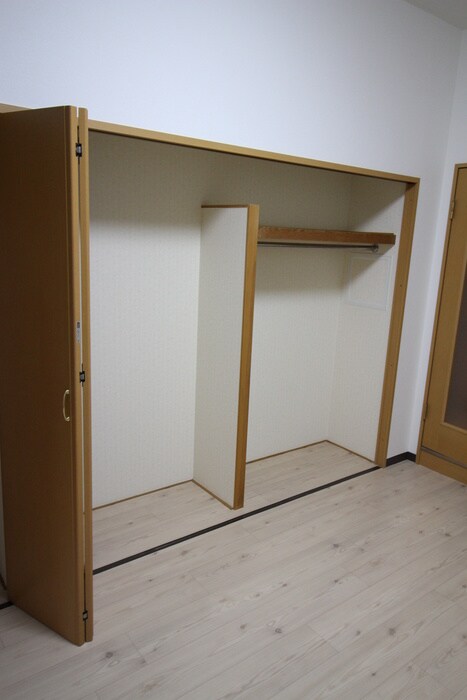 収納 ビクトリア大東