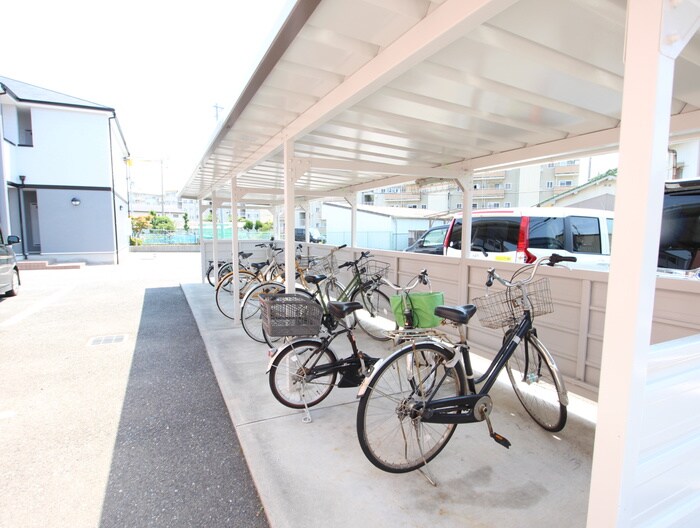 駐輪場 レボントゥリはせでⅠ番館