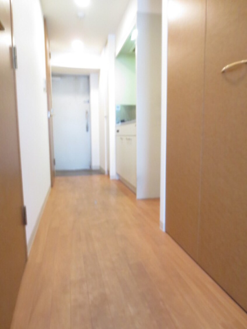 廊下 ビバ－チェ鷺洲