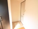 玄関 フェラ三番館