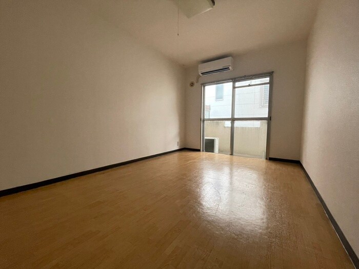 居室 フォーレス鞍馬口