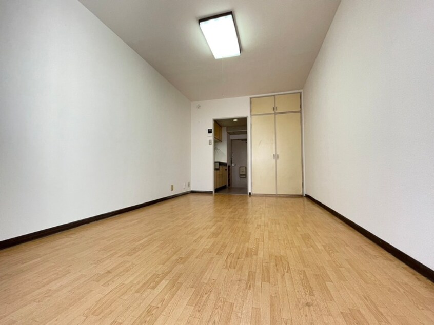 居室 フォーレス鞍馬口