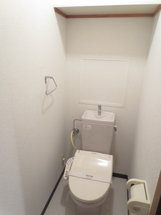 トイレ セントラル・コ－ト