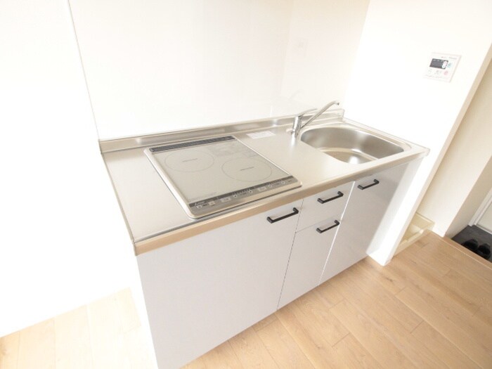 キッチン ペ－スネ－ジュ足代北