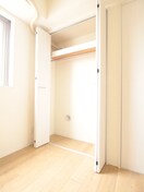 収納 ペ－スネ－ジュ足代北