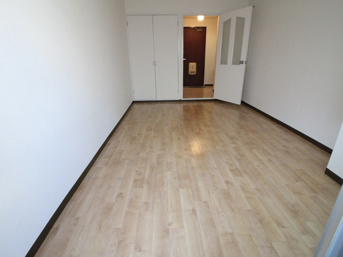 居室 中之町ＴＫハイツ