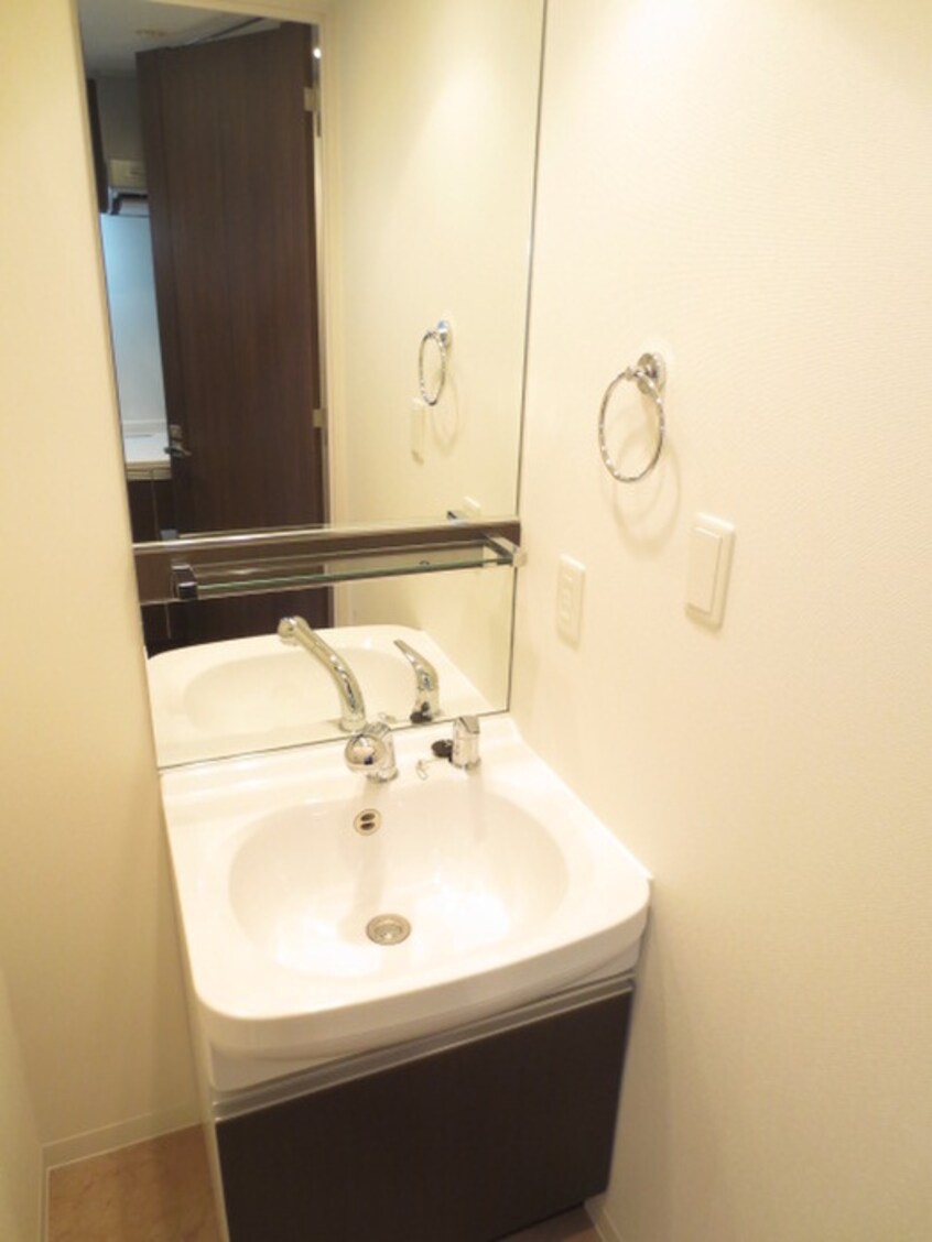 洗面 ｱｸｱﾌﾟﾚｲｽ天王寺Ⅱ(904)