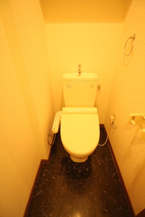 トイレ Ｏrchid court
