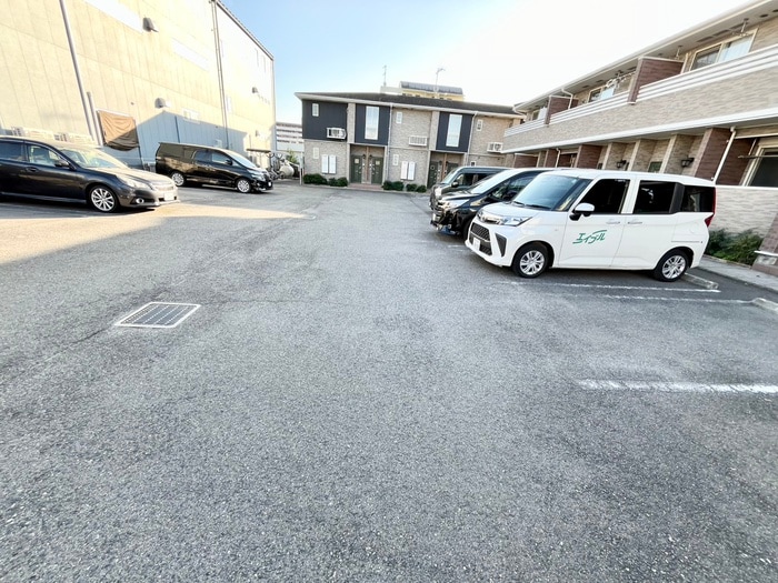 駐車場 アンサードリームＮＫＴ