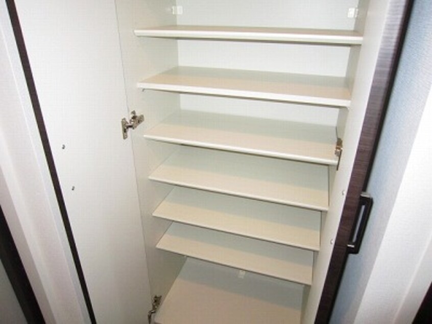 靴箱 W－STYLE神戸（401）