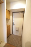 玄関 プレステージ岡本