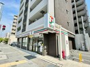 セブンイレブン赤鳥居前店(コンビニ)まで350m KOBE　KONAN　YAMATE　APARTMENT
