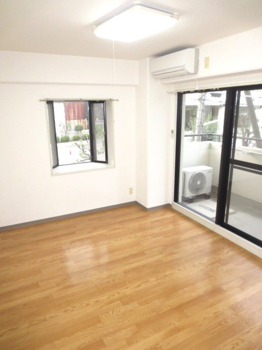 居室 ＣＯＳＹ７０