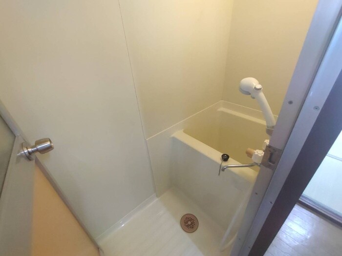 バス／シャワールーム等 ヴィラ東伊丹