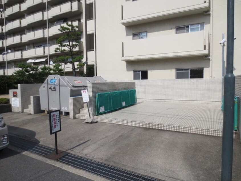 エントランス部分 伊丹パ－ク･ホ－ムズ３号棟(602)