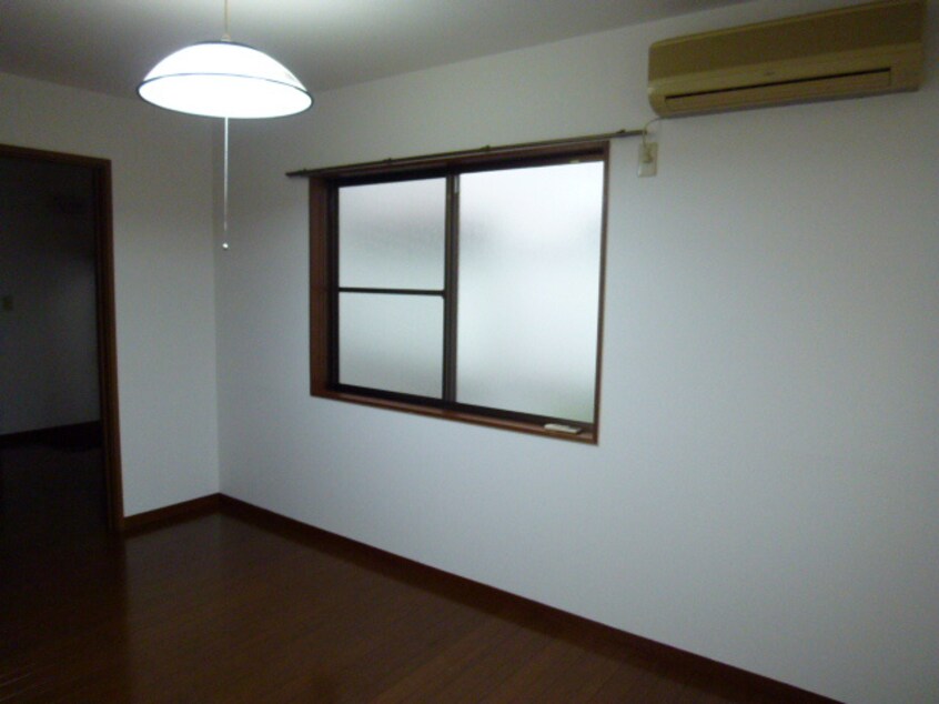 居室 南花屋敷戸建平屋
