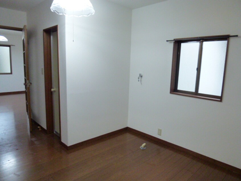 居室 南花屋敷戸建平屋