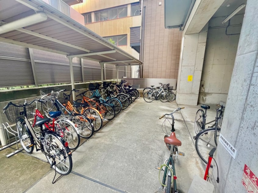 駐輪場 シティヒルズブライト